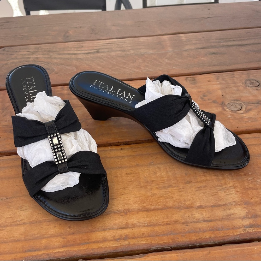Italian Shoemakers Black Heeled Sandals with Rhinestone Accent size 7